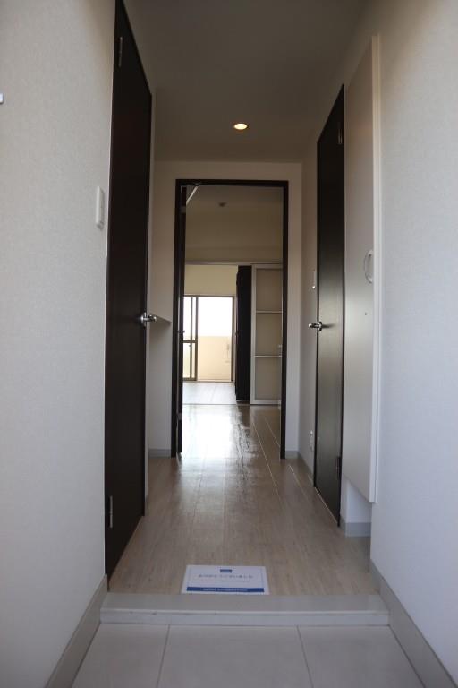 Art Pension高井田 玄関