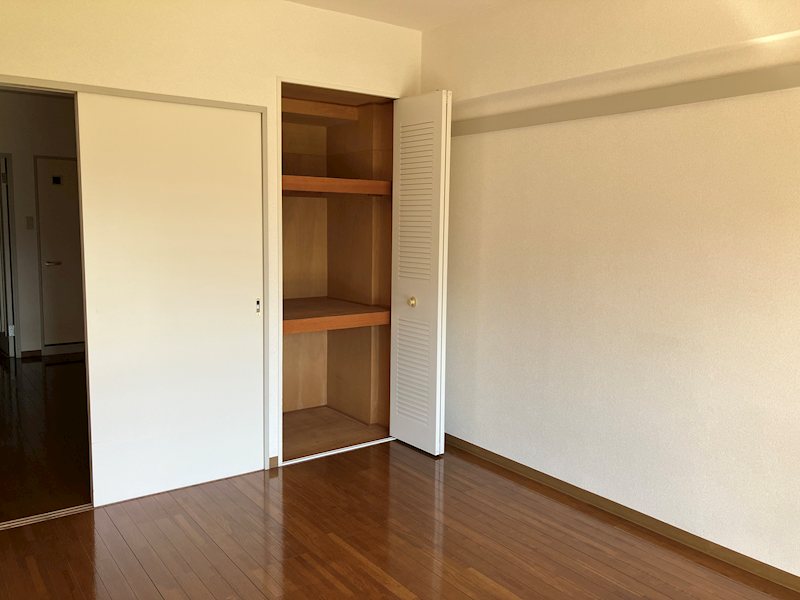 ヒルズ磯子 ベッドルーム