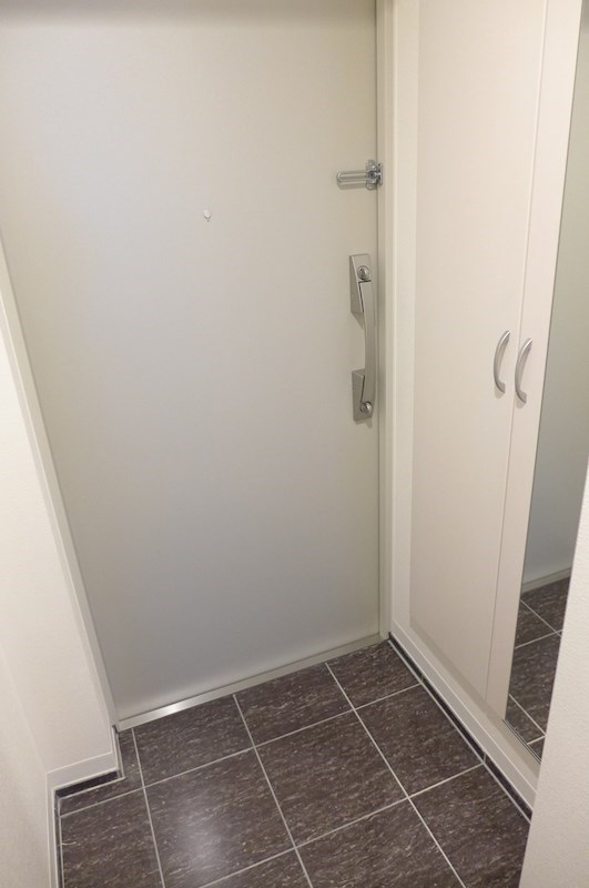 ラ･フォンテーヌ石原 玄関