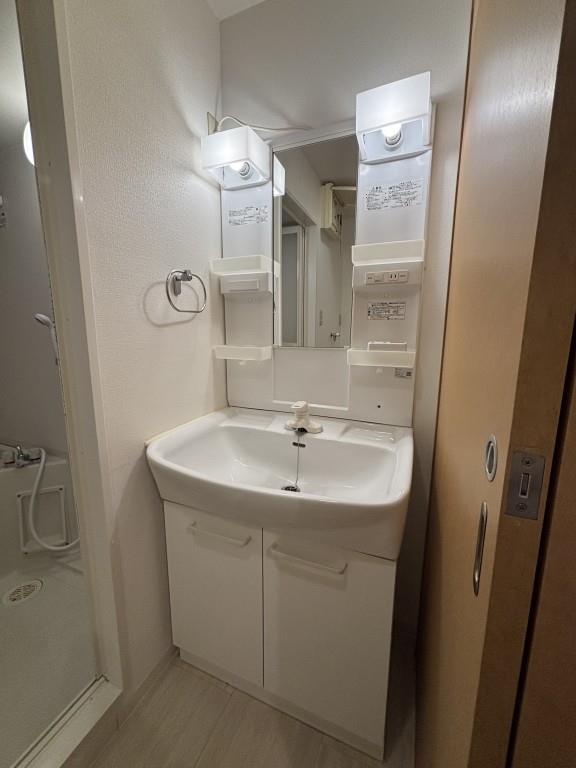 ラ・ルーシュ泉 その他8