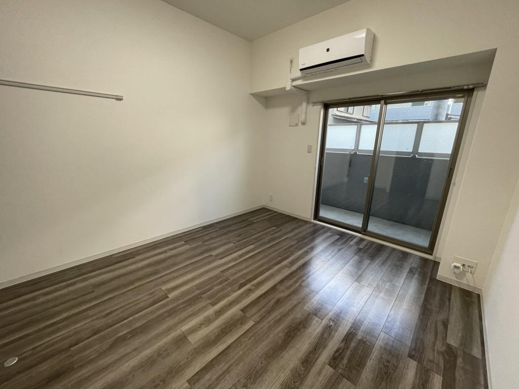 メイプル岩塚本通 ベッドルーム