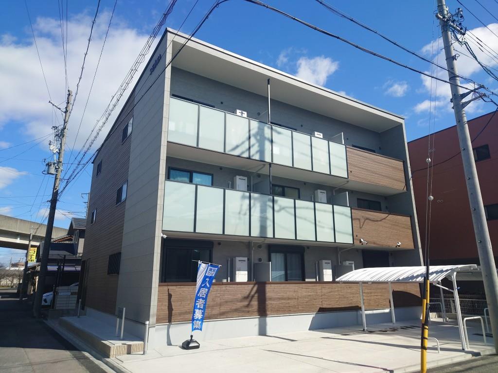 アイナ ルアナ ウル 外観写真