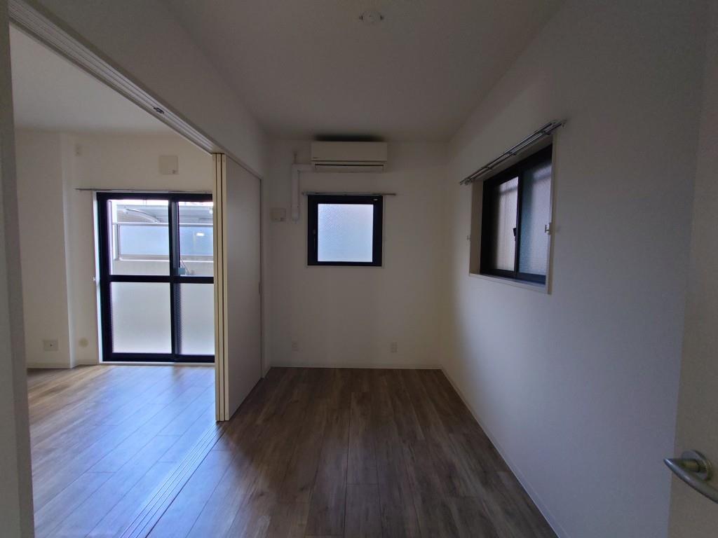 クリスタル丸の内 ベッドルーム