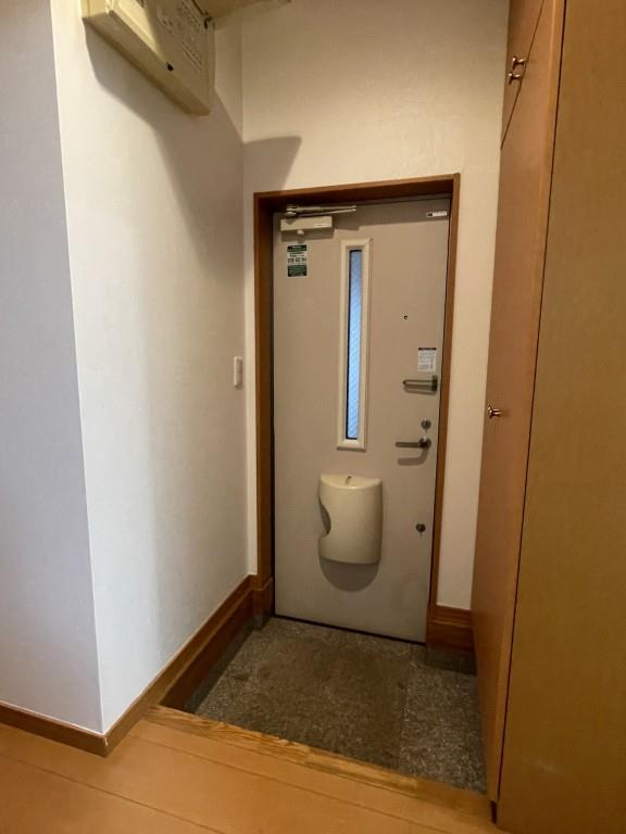 ヴィラコート高松 玄関