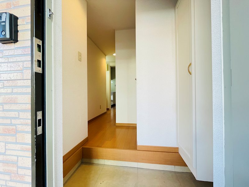 ライフシティー湘南 玄関