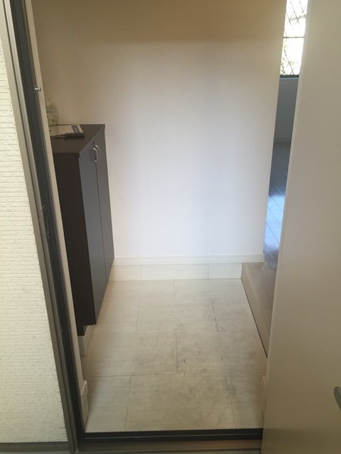 メゾン・クレール 玄関