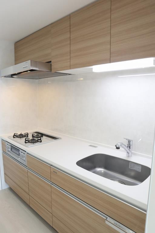 ラ・プリュス キッチン