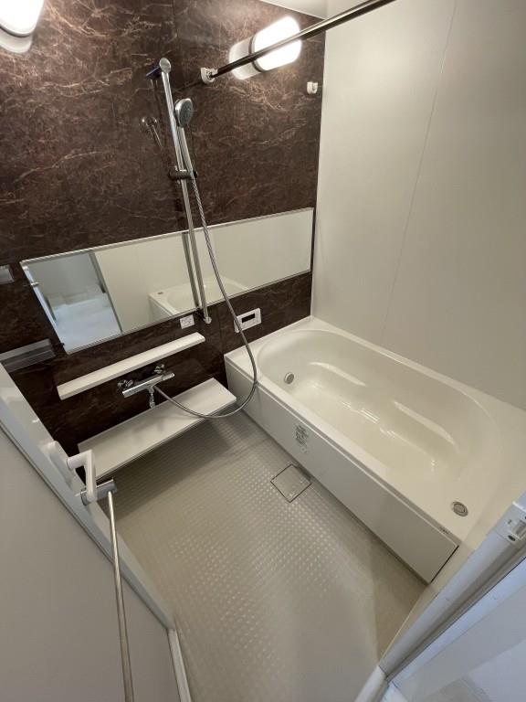 ラ・プリュス 風呂画像