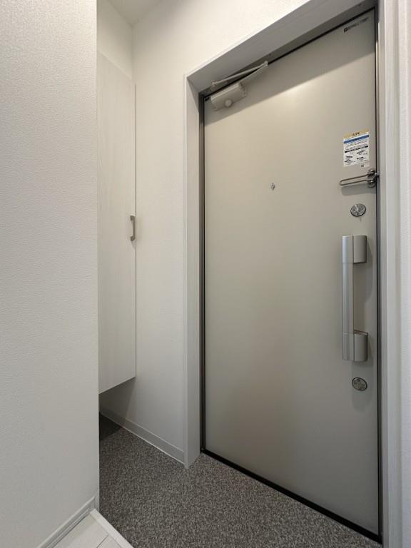 コルビジェⅣ 玄関