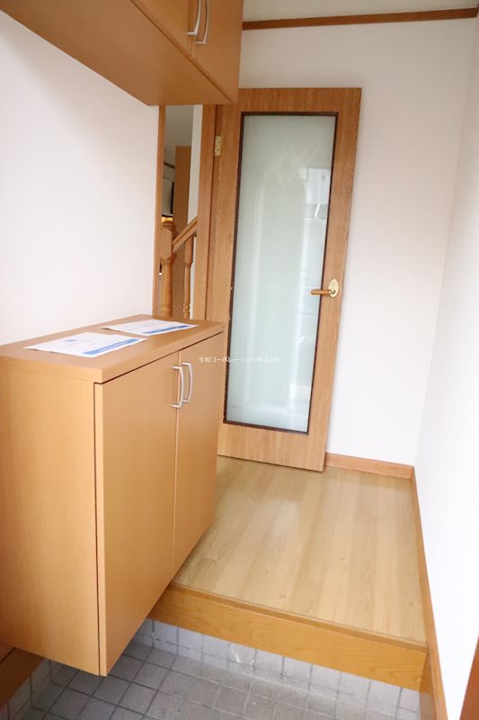 メゾンハイム 玄関