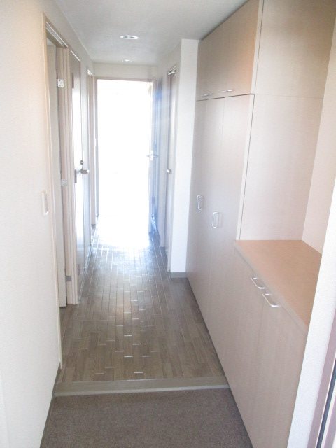 グランドフローラ 玄関