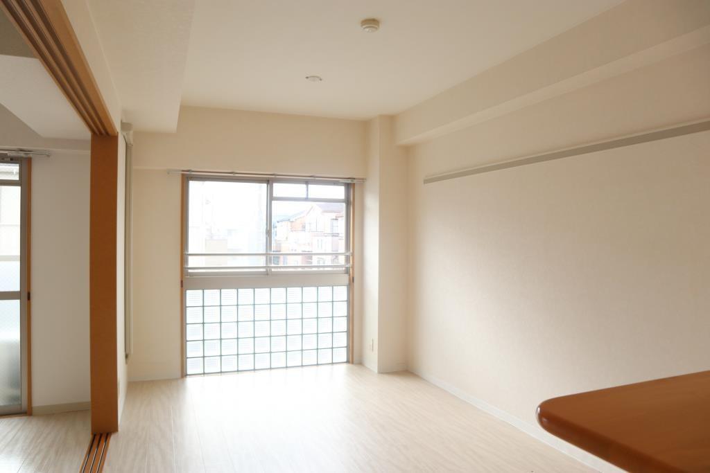 アバンザール香里園 リビング