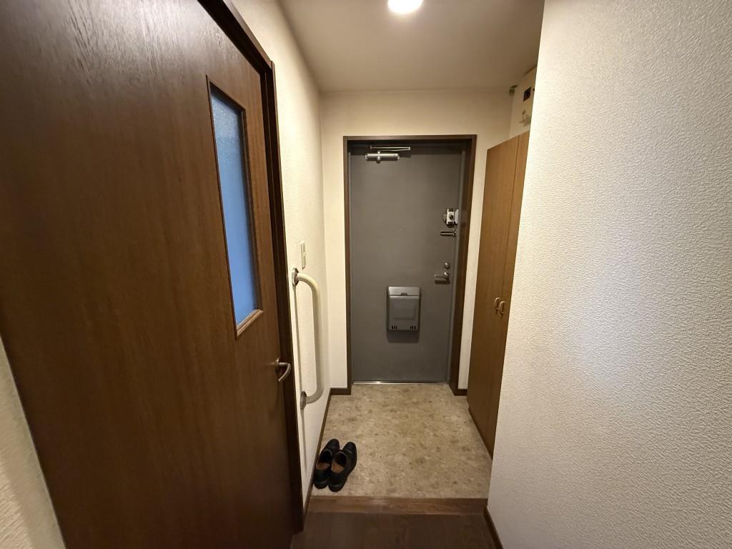 インディペンデンスハイツ 玄関