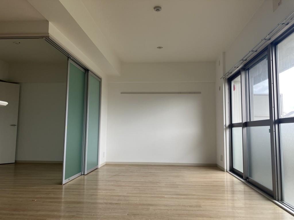 クレセントコート リビング