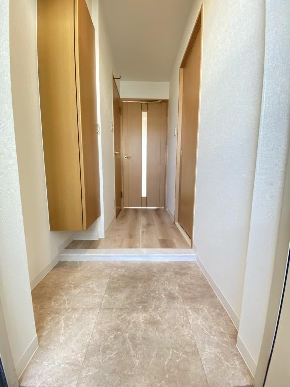 コンフォール平野 玄関