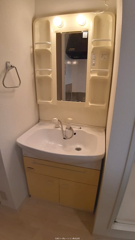 &#12522;&#12532;&#12455;&#12540;&#12523;(&#35914;&#20013;) &#12381;&#12398;&#20182;1