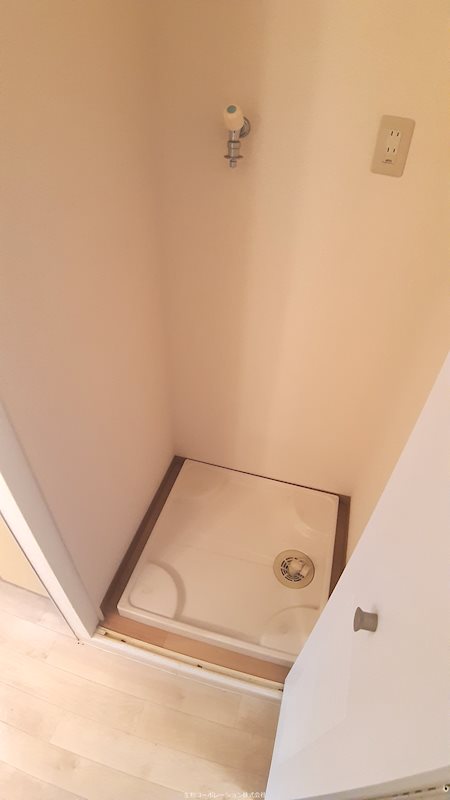 &#12522;&#12532;&#12455;&#12540;&#12523;(&#35914;&#20013;) &#12381;&#12398;&#20182;8