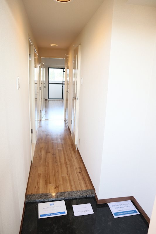 ネストクレール 玄関