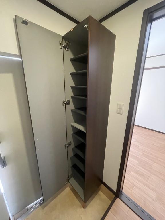 エストレヤ荒川 玄関