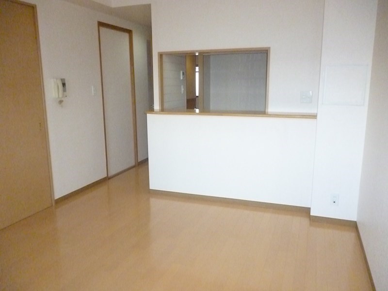 ヴェルテ忍ケ丘Ⅱ番館 リビング