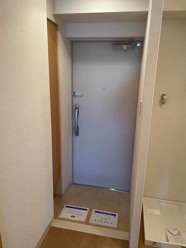 ノース ストリート湘南 C-X 玄関