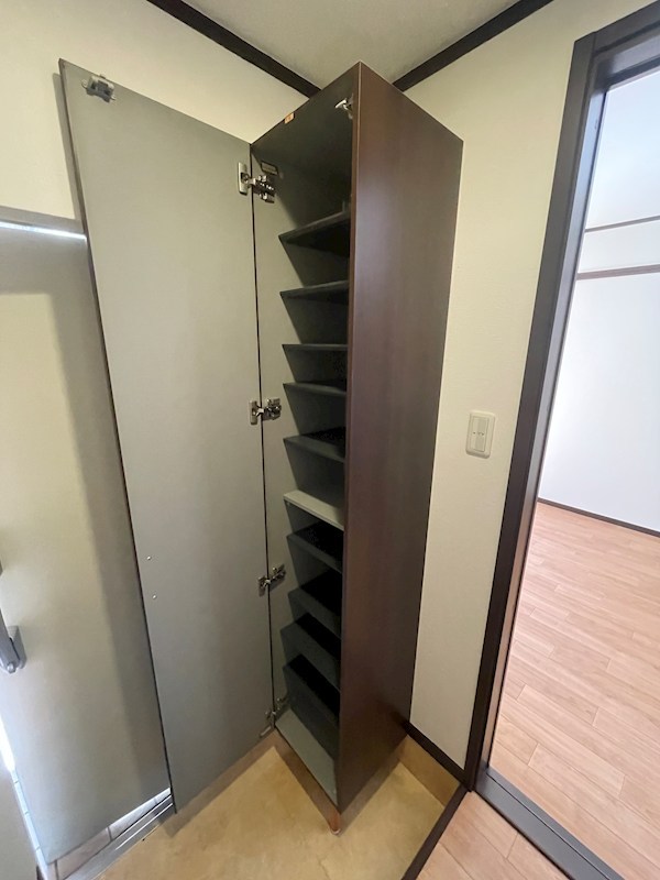 エストレヤ荒川 玄関