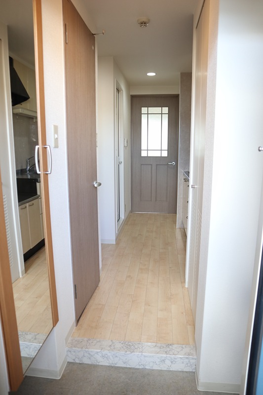 クレール鶴見 玄関