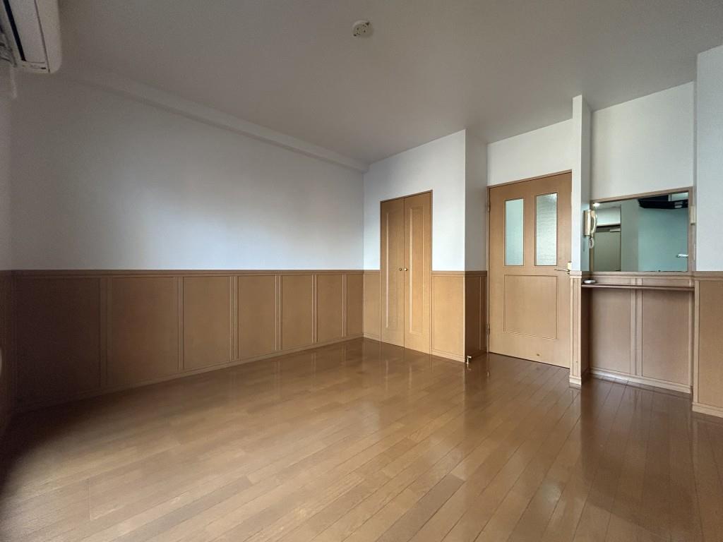 HIRO尾頭橋 リビング