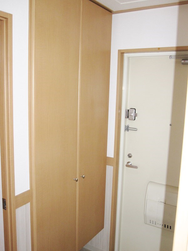 マーベラスコート 玄関