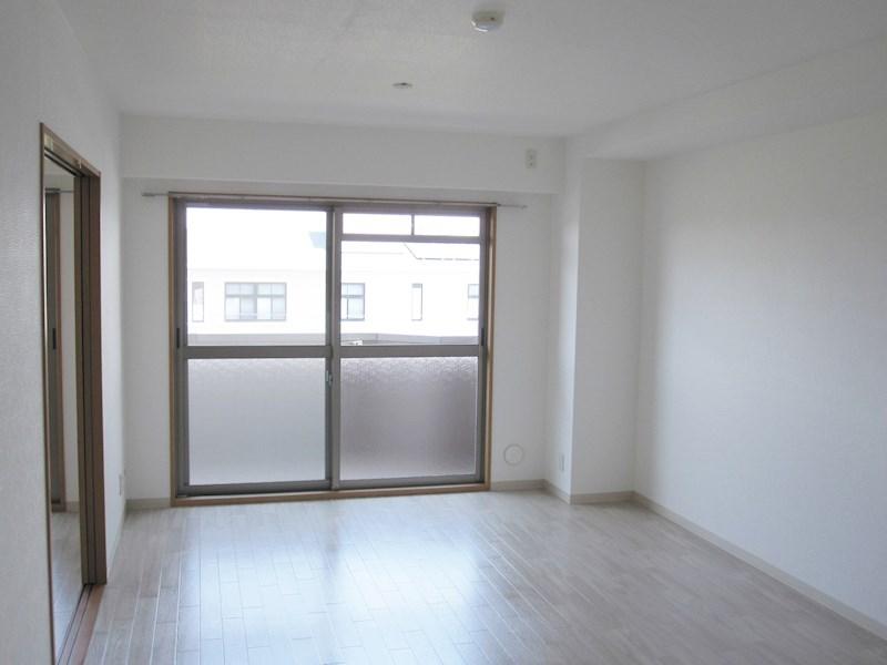 マーベラスコート リビング