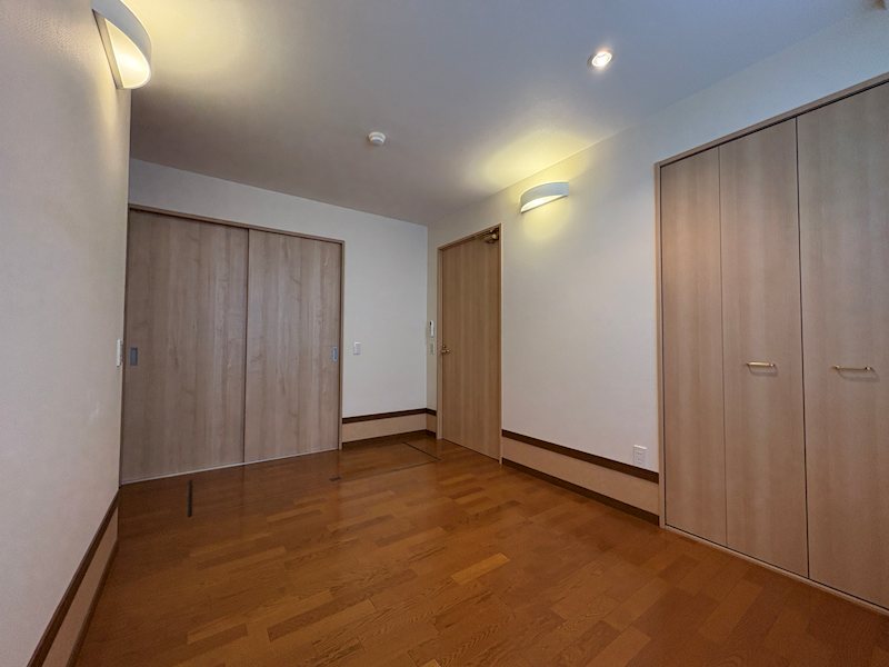 サン・ハートビル青葦 ベッドルーム