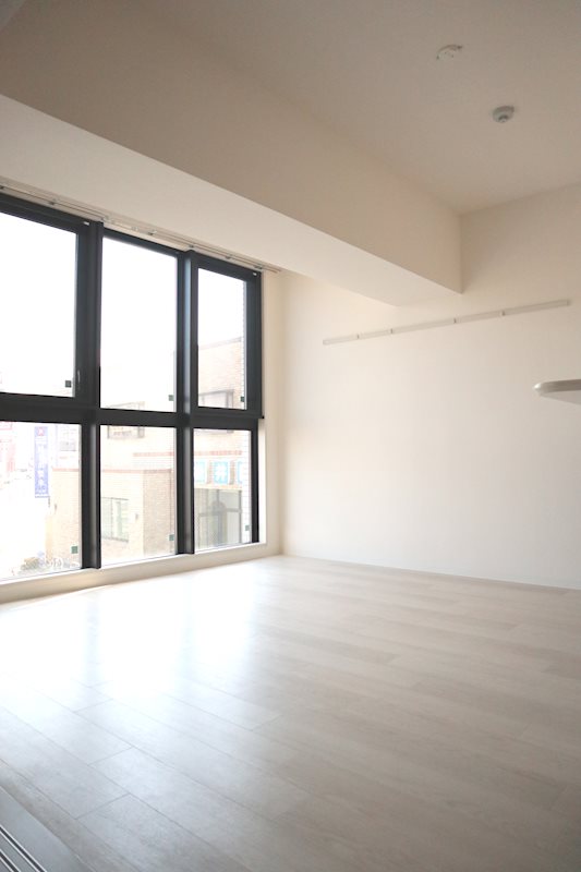 ラ・プリュス リビング