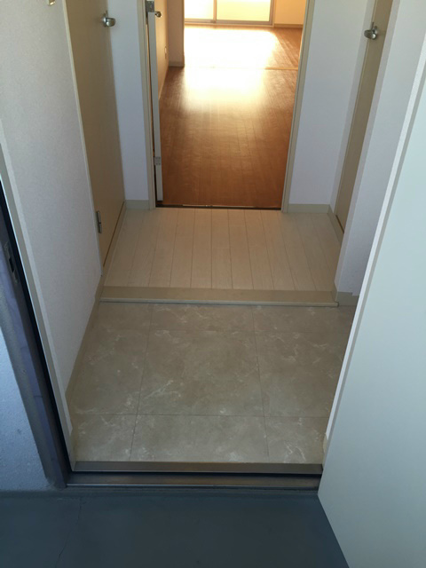 カーサ恵風 玄関