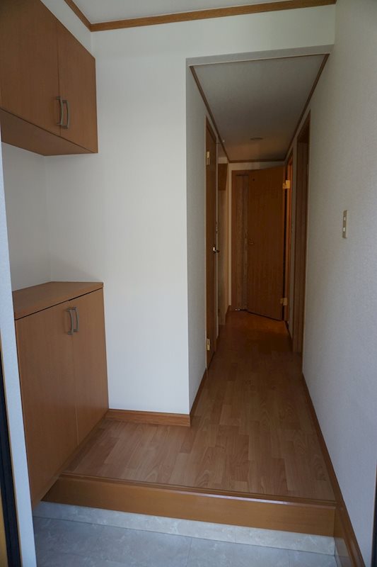 南小阪合ハイツ 玄関