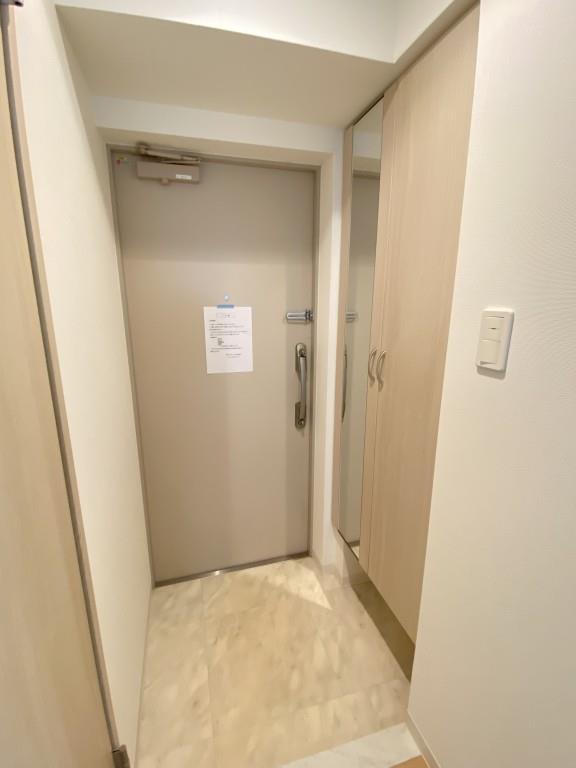 ケイ・ヴィラージュ 玄関