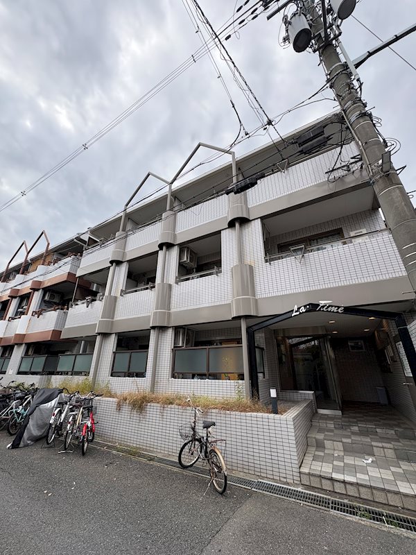 ラフィーネ千里丘 308号室 外観