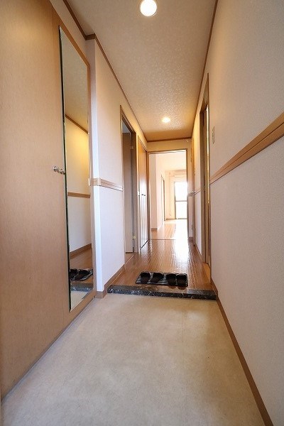 ハートフォードM 玄関