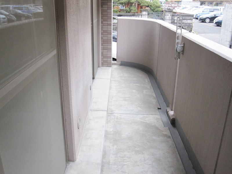 ウィステリア ベランダ