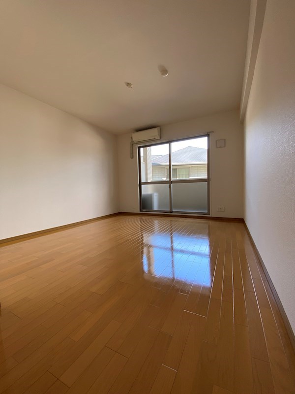 フランディルりんくう リビング