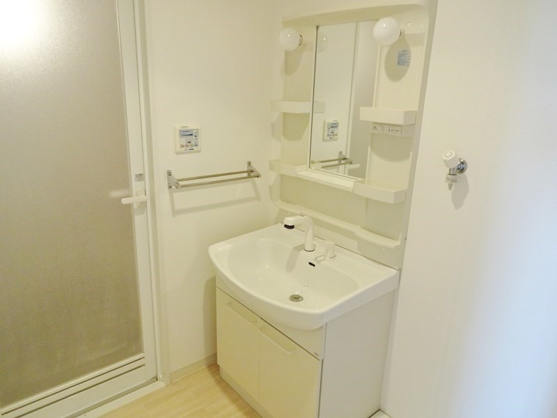 &#12523;&#12511;&#12490;&#12473;&#12505;&#12460; &#12381;&#12398;&#20182;2