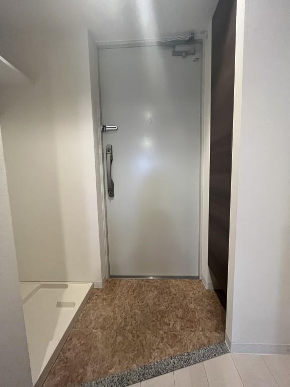 ラグゼ弁天町 玄関