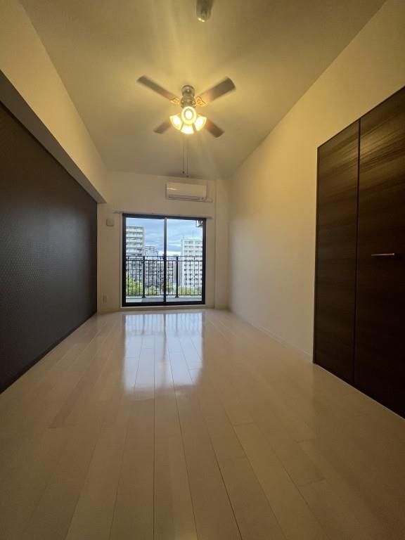 ラグゼ弁天町 リビング