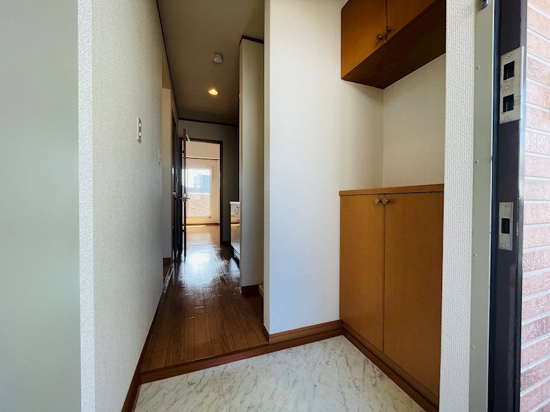 パル・メゾン 玄関