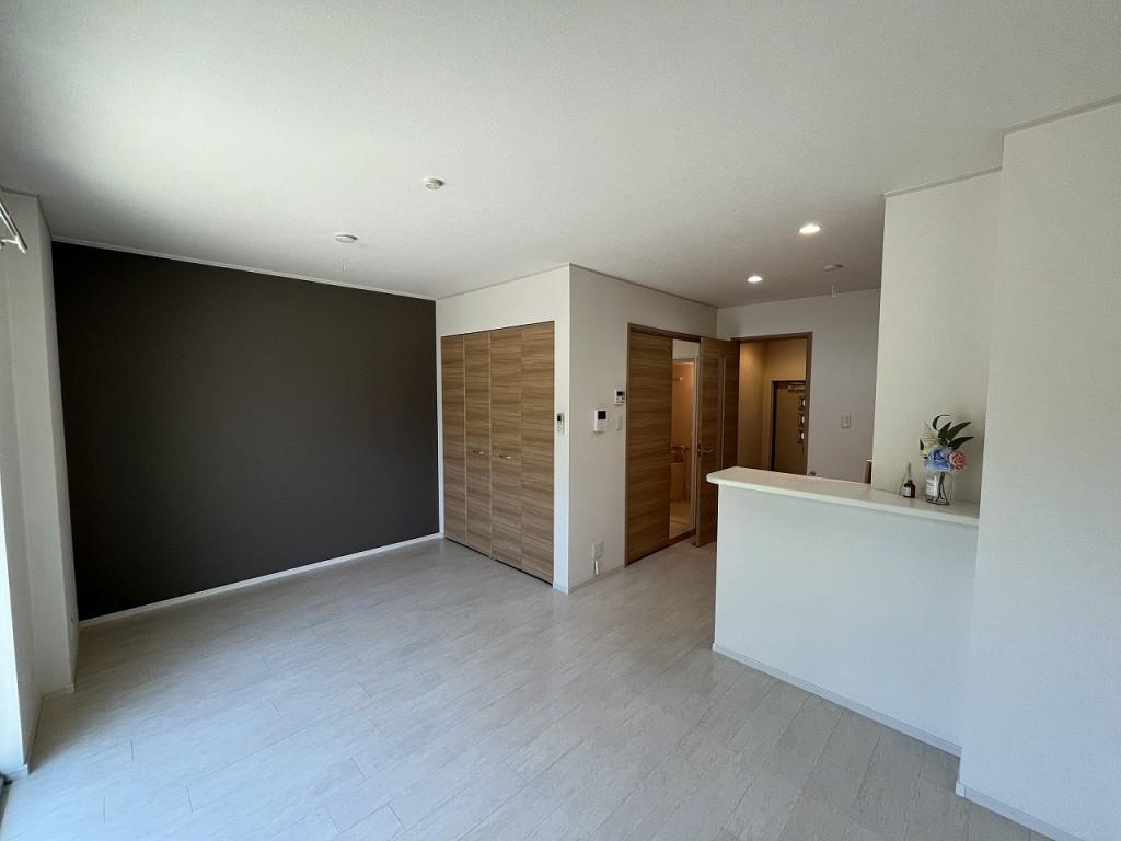 サウスローズ古市 リビング