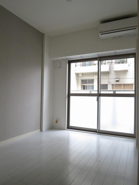 コンフォート弁天 ベッドルーム