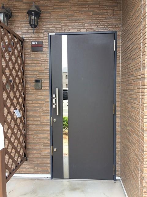 メゾン・シャルマン・エル 玄関