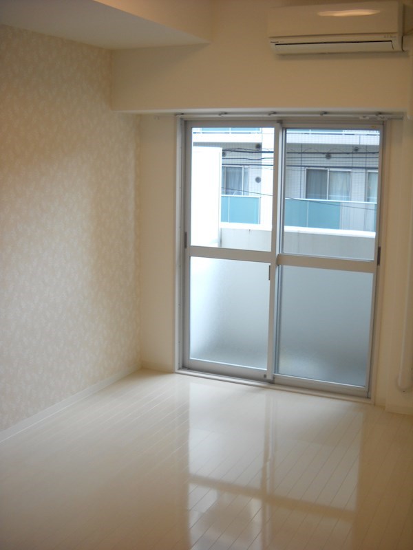 ﾒﾙｼｰ･ｳﾞｫｸｰ リビング