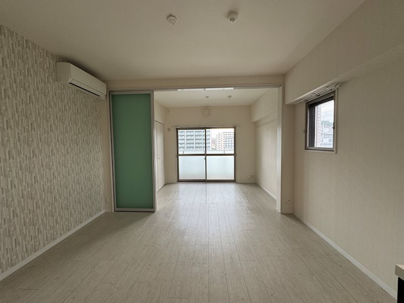 ラルシェパルク新大阪 リビング