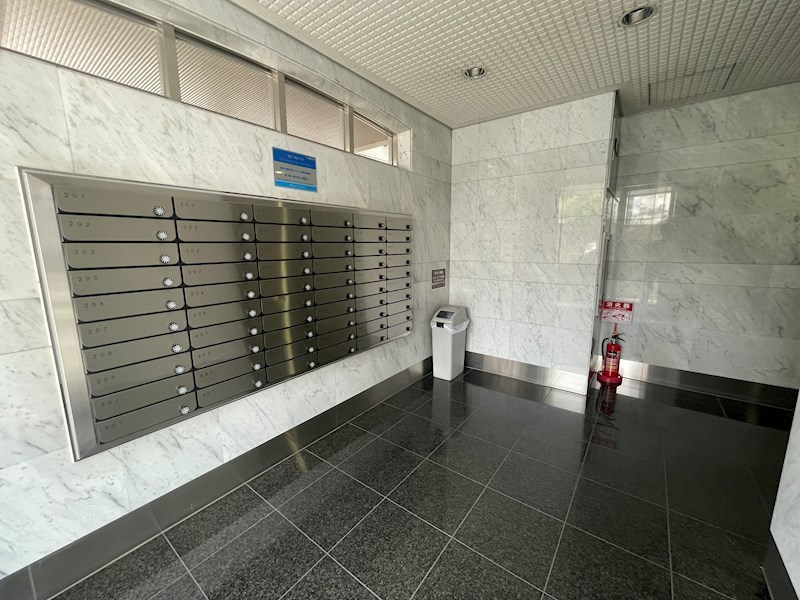 &#12532;&#12451;&#12521;&#12539;&#12469;&#12531;&#12471;&#12515;&#12452;&#12531; &#12381;&#12398;&#20182;&#22806;&#35251;2