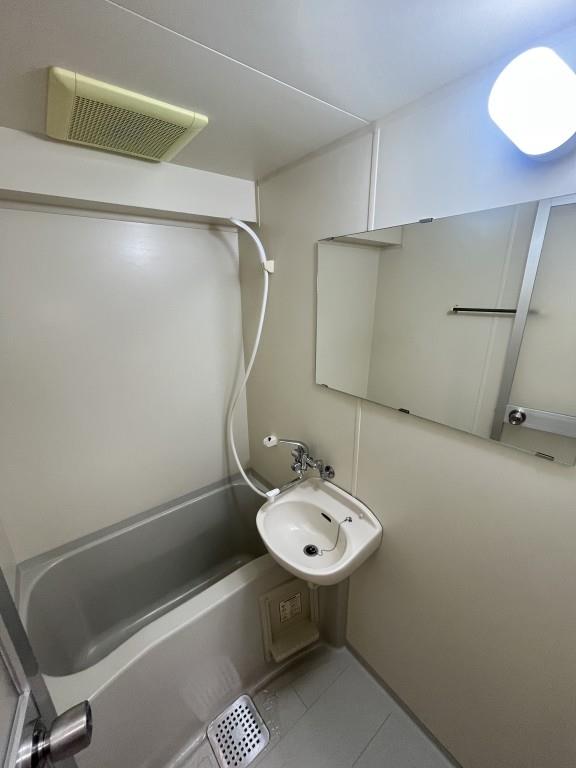 &#12532;&#12451;&#12521;&#12539;&#12469;&#12531;&#12471;&#12515;&#12452;&#12531; &#39080;&#21570;&#30011;&#20687;